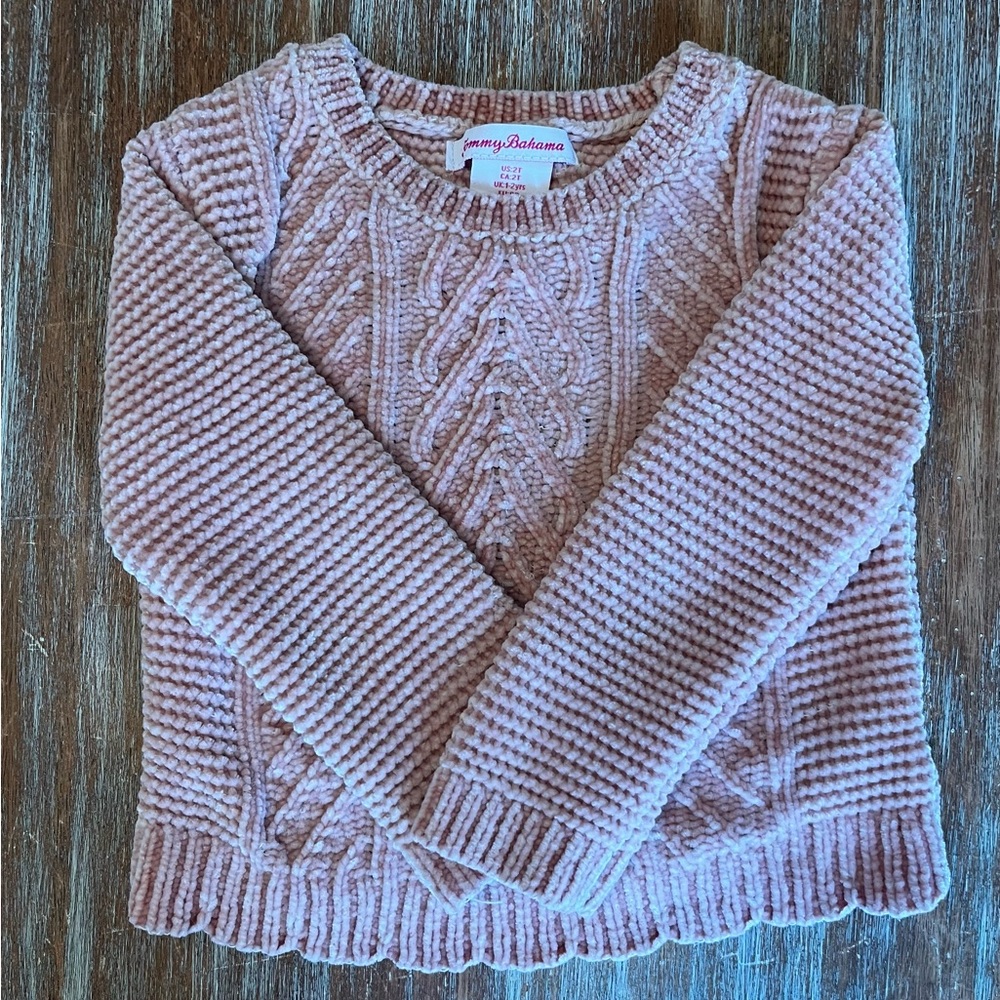 Like new Tommy Bahama sweater size 2T.